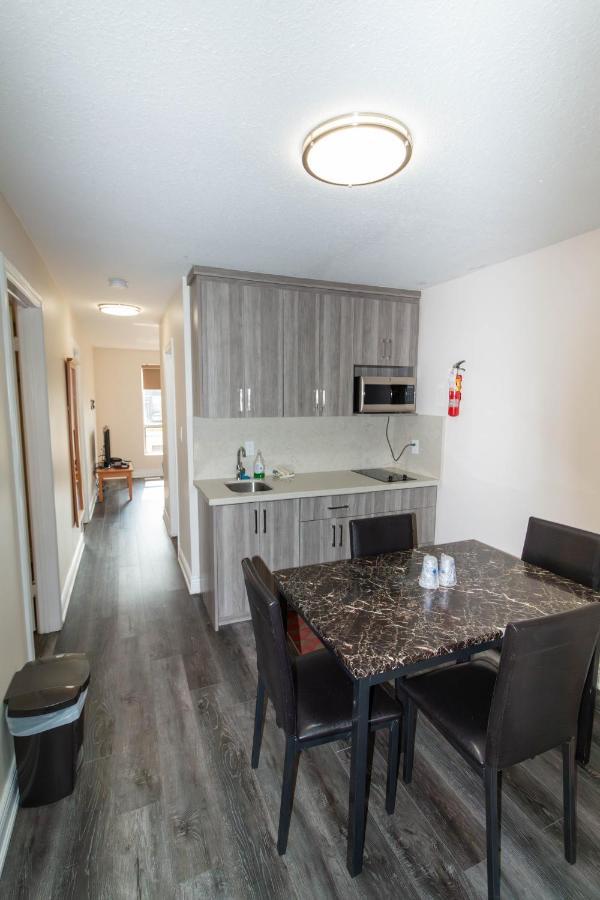 Borden Inn And Suites Angus Extérieur photo